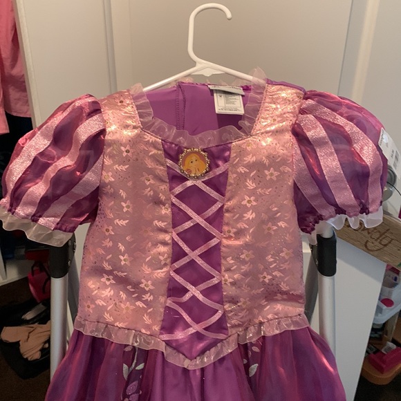 Disney Repunzel Halloween or Dress-up Costume Sz M - Picture 2 of 5